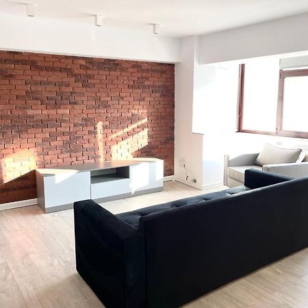 Apartament Via Tulcea Lägenhet Exteriör bild